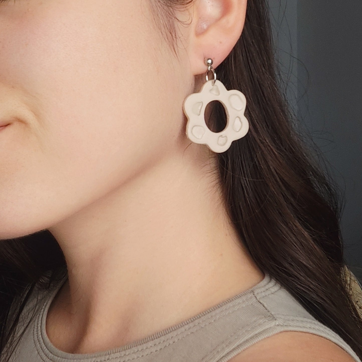 Pendientes Flor Beige