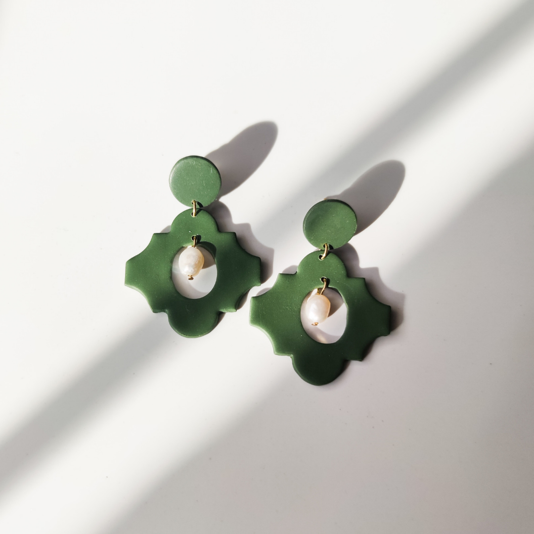 Pendientes geométricos verdes
