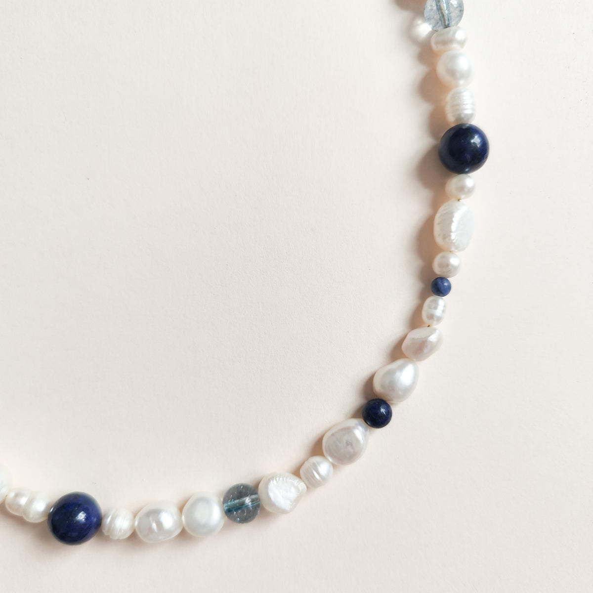 Collar Perlas y Piedras Naturales